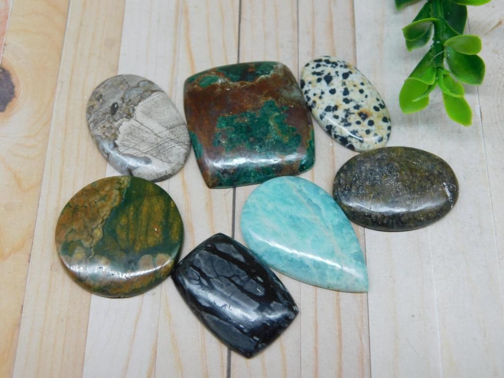 CABOCHONS ROCK STONE LAPIDARY SPECIMEN - FINISHED NATURAL STONE CABOCHONS FOR JEWELRY MAKING: This set of finished natural stone cabochons is ready to set into rings, pendants, or other jewelry designs. Jewelry makers and gemstone collectors will appreciate the polished, ready-to-use shapes. S