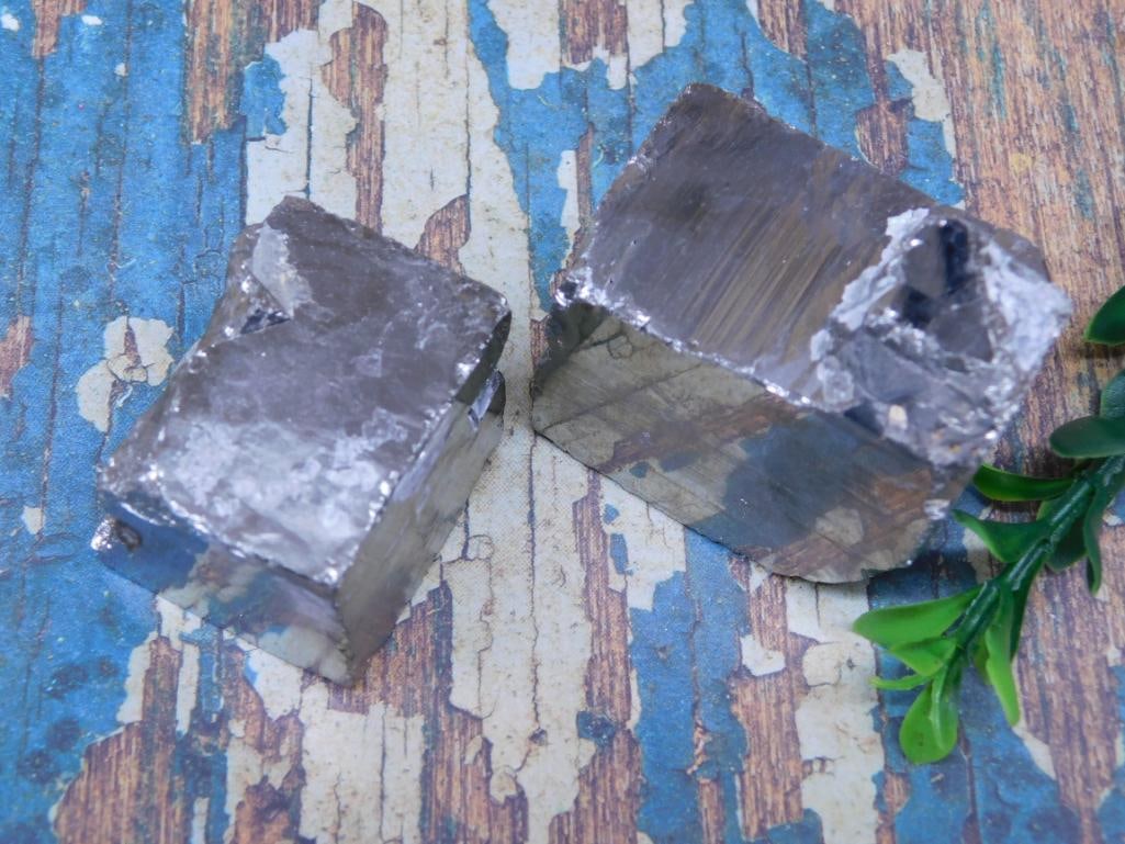 NATURAL PYRITE CUBE ROCK STONE LAPIDARY SPECIMEN FROM SPAIN COLLECTOR PIECE (1 of 2)