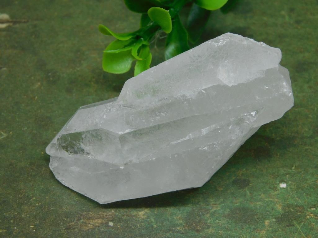 QUARTZ STONE LAPIDARY SPECIMEN NATURAL CRYSTAL COLLECTIBLE FOR MINERAL DISPLAY (1 of 3)
