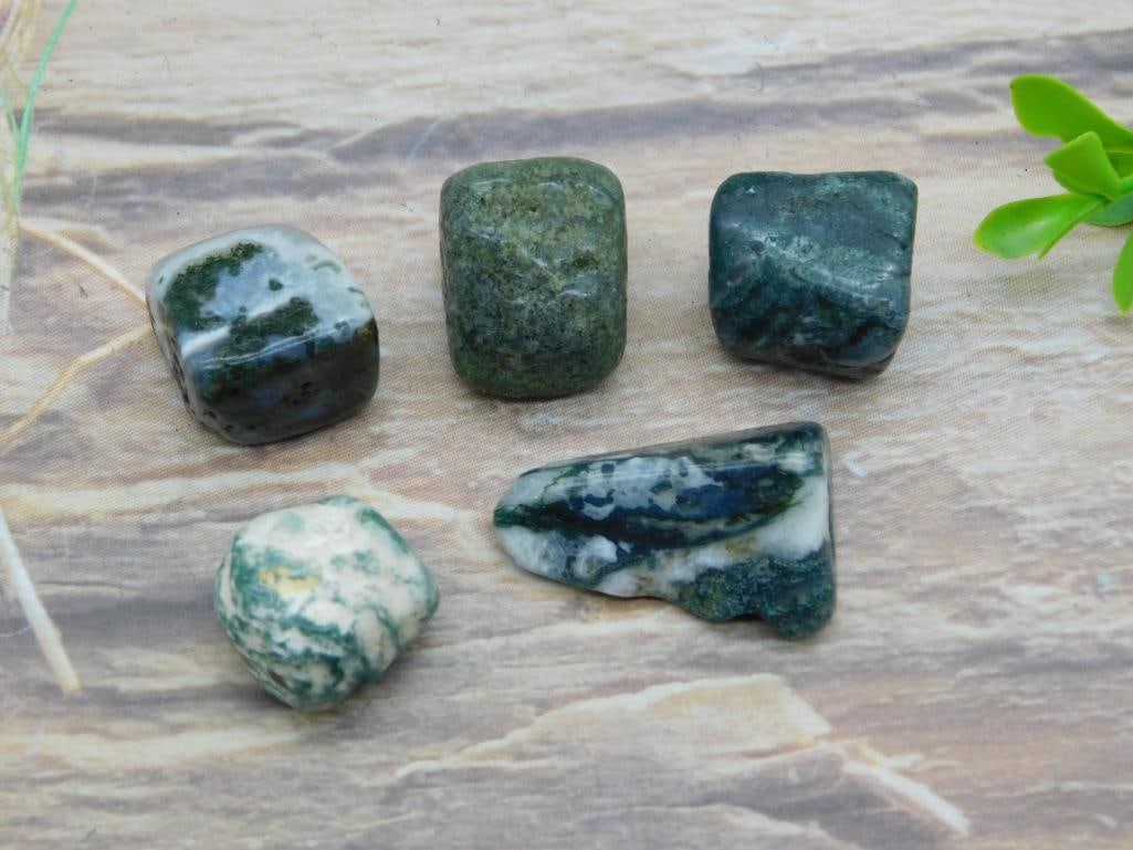 ASSORTED RAW ROUGH ROCK STONE LAPIDARY SPECIMEN LOT FOR COLLECTORS (1 of 3)