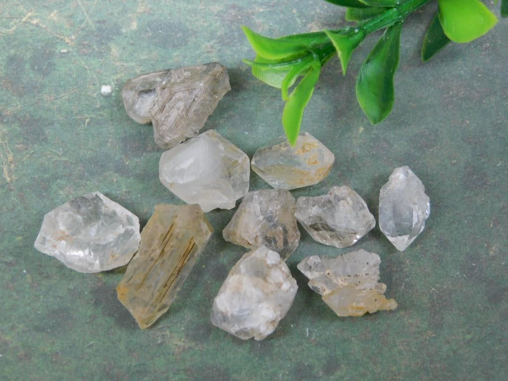 HERKIMER DIAMOND ROCK STONE LAPIDARY SPECIMEN DOUBLE TERMINATED QUARTZ CRYSTAL: Herkimer diamonds are naturally double-terminated quartz crystals prized by collectors for their clarity and brilliance. This specimen makes an eye-catching addition to any mineral collection. See pho