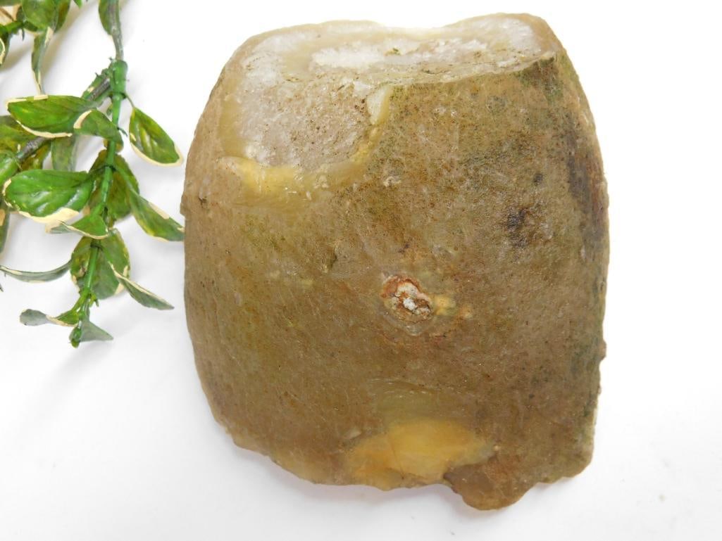 AVENTURINE ROCK STONE LAPIDARY SPECIMEN NATURAL GREEN GEMSTONE COLLECTOR: This natural aventurine specimen offers the soft green sparkle collectors and jewelry makers enjoy. See photos for exact size and color. WELCOME TO HATMAN AUCTIONS! SPECIAL NOTICE: Please see photos f