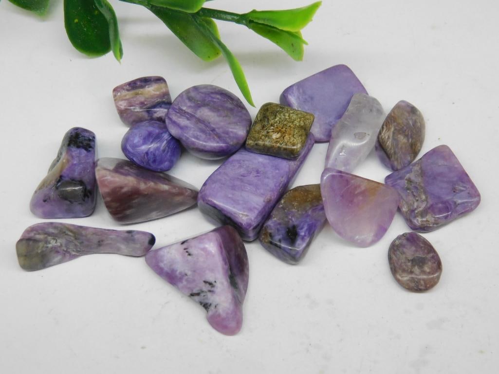 CHAROITE ROCK STONE LAPIDARY SPECIMEN NATURAL PURPLE GEMSTONE COLLECTOR: This natural charoite specimen shows the swirling purple pattern collectors seek, also popular for cabbing and jewelry work. See photos for exact size and color. WELCOME TO HATMAN AUCTIONS! SPECIAL NO