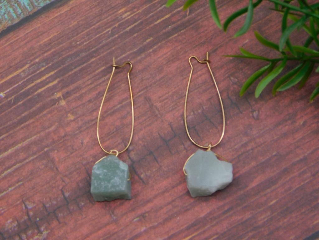 STONE EARRINGS ROCK STONE LAPIDARY SPECIMEN: WELCOME TO HATMAN AUCTIONS! SPECIAL NOTICE: Please see photos for measurements and descriptions. ***Yes, we have in house shipping with MANY REPEAT CUSTOMERS because of our streamlined service.