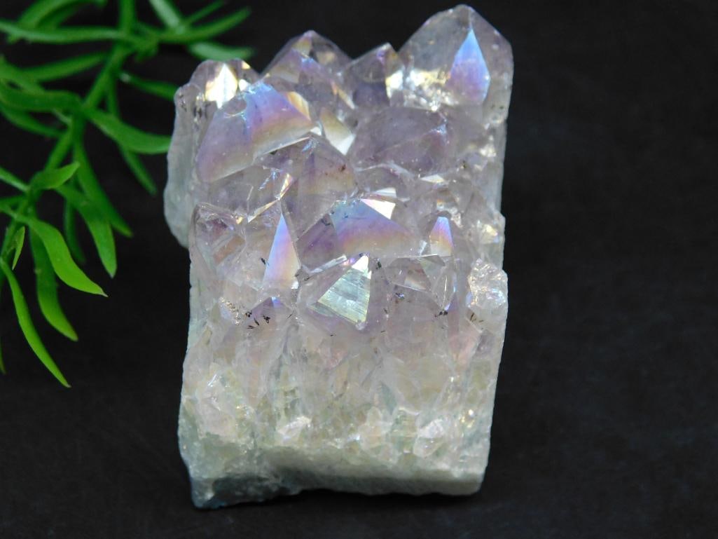 ANGEL AURA AMETHYST ROCK STONE LAPIDARY SPECIMEN: WELCOME TO HATMAN AUCTIONS! SPECIAL NOTICE: Please see photos for measurements and descriptions. ***Yes, we have in house shipping with MANY REPEAT CUSTOMERS because of our streamlined service.
