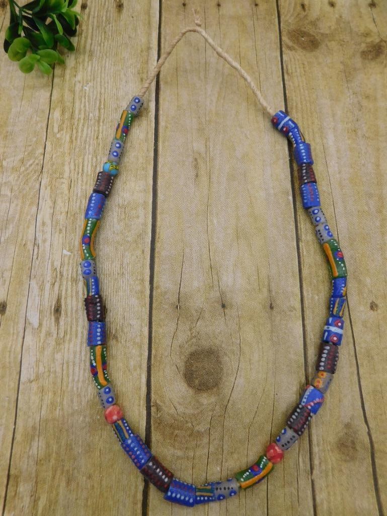 AFRICAN TRADE BEADS ROCK STONE LAPIDARY SPECIMEN: AFRICAN TRADE BEADS ROCK STONE LAPIDARY SPECIMEN - Part of our Discover Golden Attic, Crystals and Gems auction at HATMAN'S Auctions! Please see photos for measurements and condition. YES, we have in-