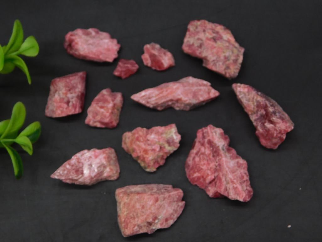 GEM RHODONITE ROCK STONE LAPIDARY SPECIMEN: WELCOME TO HATMAN AUCTIONS! SPECIAL NOTICE: Please see photos for measurements and descriptions. ***Yes, we have in house shipping with MANY REPEAT CUSTOMERS because of our streamlined service.