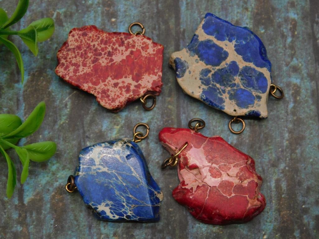 IMPRESSION JASPER PENDANTS ROCK STONE LAPIDARY SPECIMEN: IMPRESSION JASPER PENDANTS ROCK STONE LAPIDARY SPECIMEN - Part of our Discover Golden Attic, Crystals and Gems auction at HATMAN'S Auctions! Please see photos for measurements and condition. YES, we