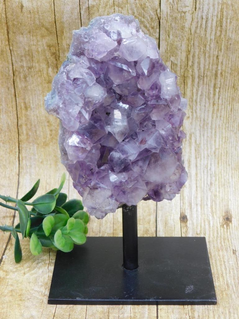 AMETHYST DISPLAY ROCK STONE LAPIDARY SPECIMEN: WELCOME TO HATMAN AUCTIONS! SPECIAL NOTICE: Please see photos for measurements and descriptions. ***Yes, we have in house shipping with MANY REPEAT CUSTOMERS because of our streamlined service. ****We