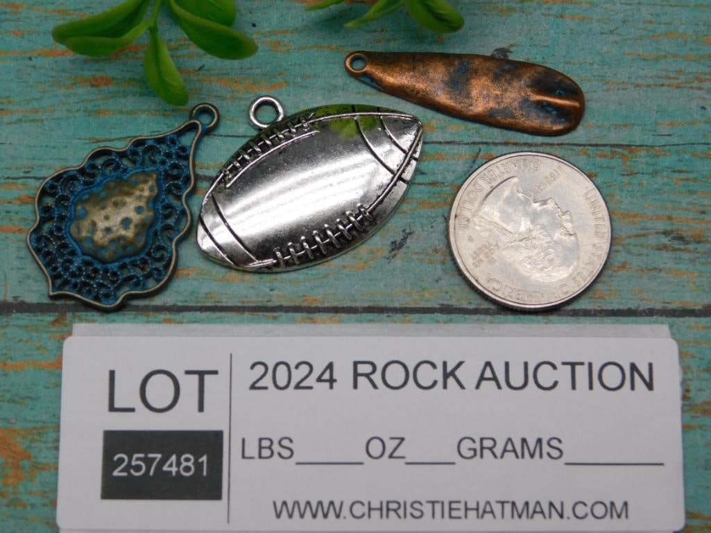 MIXED PENDANTS - 2