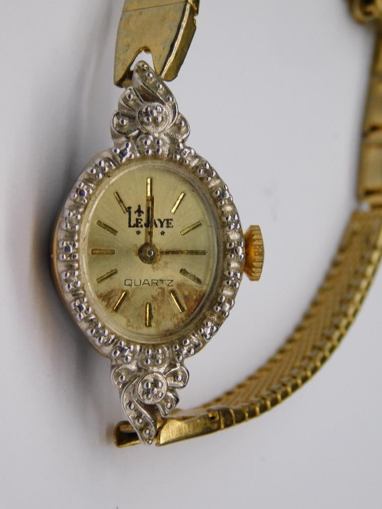 VINTAGE LE JAYE QUARTZ WATCH ANTIQUE TIME PIECE: VINTAGE LE JAYE QUARTZ WATCH ANTIQUE TIME PIECE