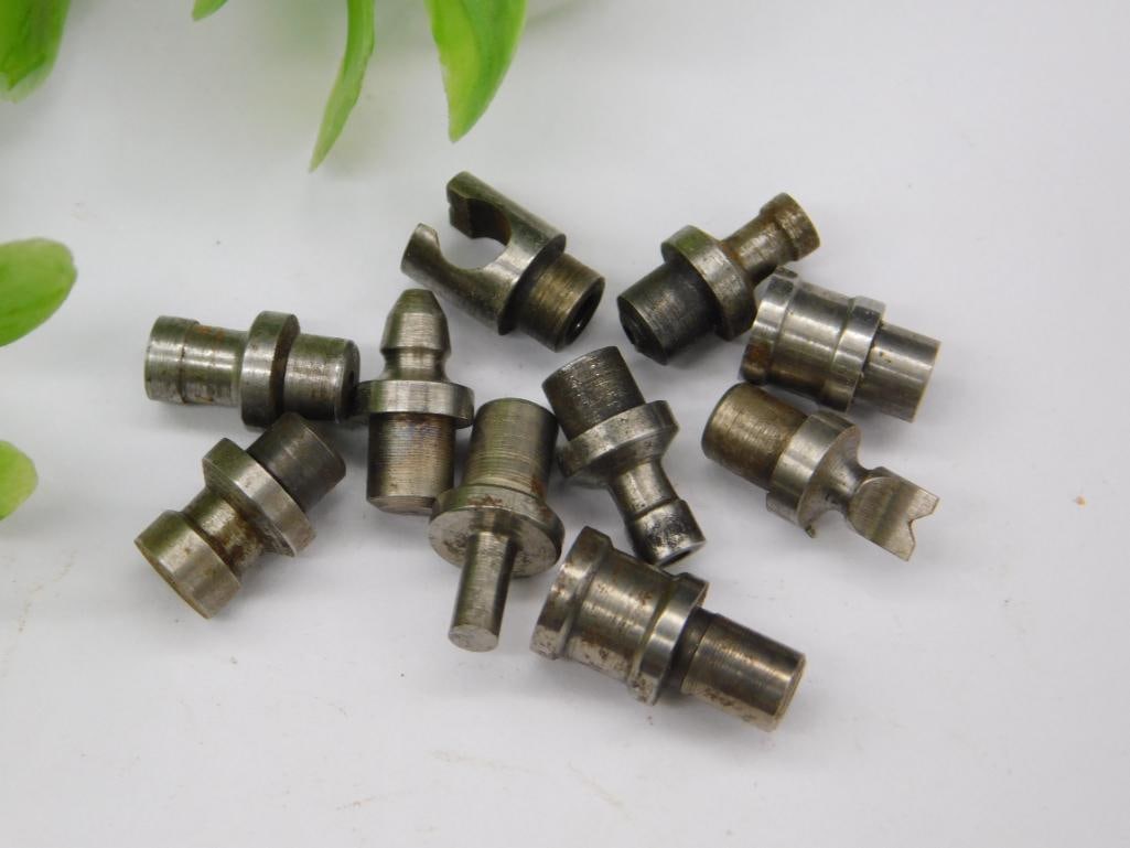 VINTAGE WATCHMAKER WATCHMAKING STUMP TOOLS 3017: Includes a mix of metal stump tools of varying shapes and sizes. Suitable for industrial applications or watchmaking projects requiring precision components. Made from durable metal materials for long