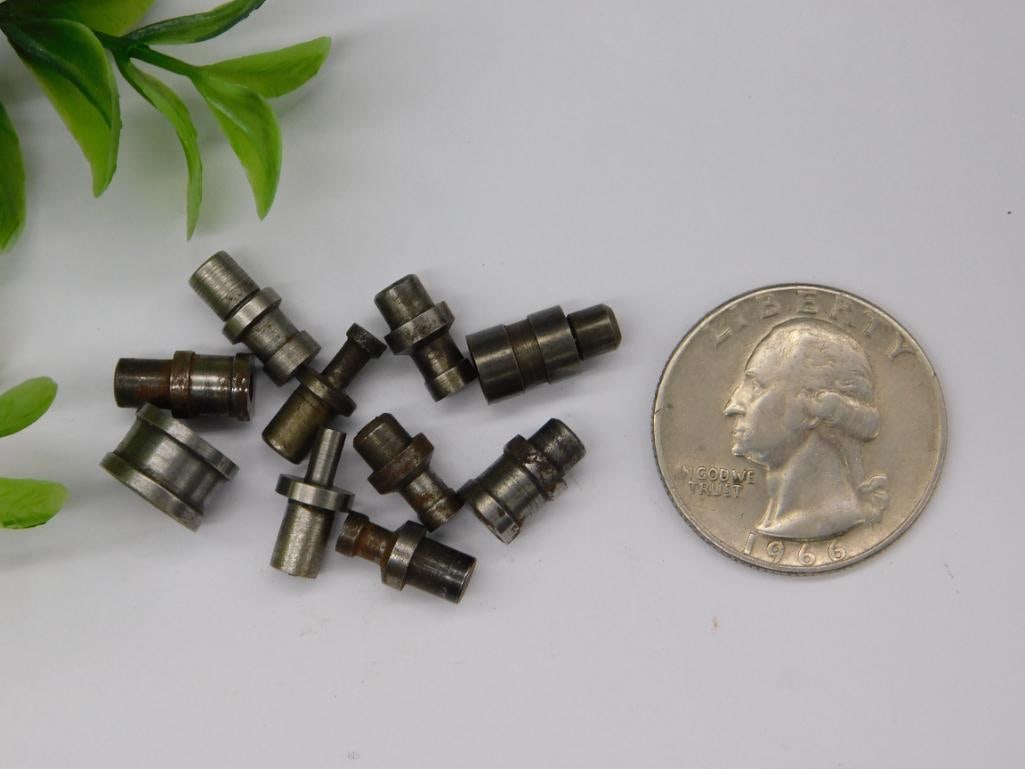 VINTAGE WATCHMAKER WATCHMAKING STUMP TOOLS 3056: Includes a mix of metal stump tools of varying shapes and sizes. Suitable for industrial applications or watchmaking projects requiring precision components. Made from durable metal materials for