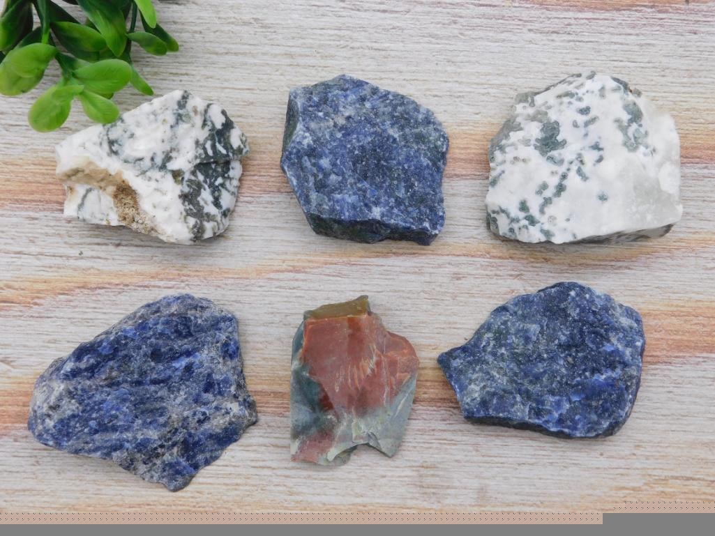MIXED LOT VARIETY ROCK STONE LAPIDARY HOBBYIST DISPLAY SPECIMEN: This grab-bag lot of assorted rocks and stones is ideal for rockhounds who enjoy the thrill of discovery, or for resellers building inventory. A great value lot for anyone building a lapidary collecti
