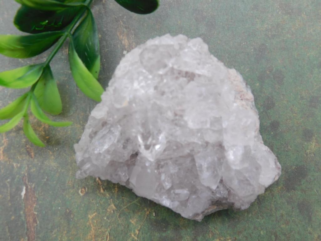 QUARTZ NATURAL CRYSTAL ENERGY STONE METAPHYSICAL COLLECTOR SPECIMEN