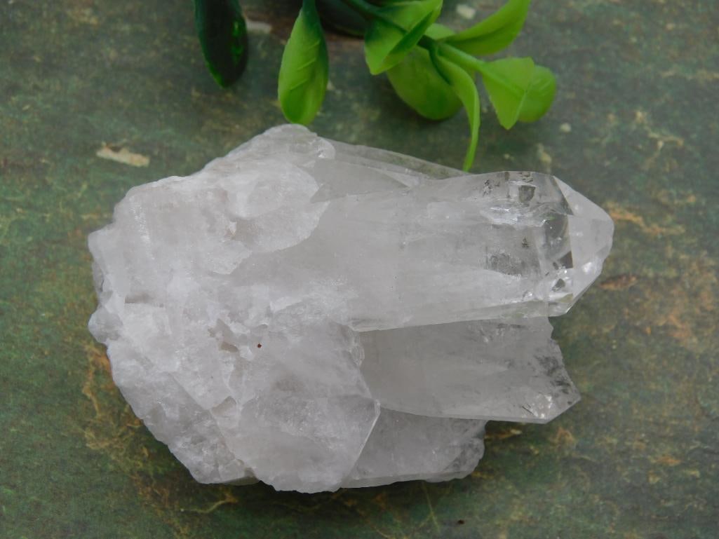 QUARTZ NATURAL CRYSTAL SPECIMEN ROCKHOUND MINERAL DISPLAY