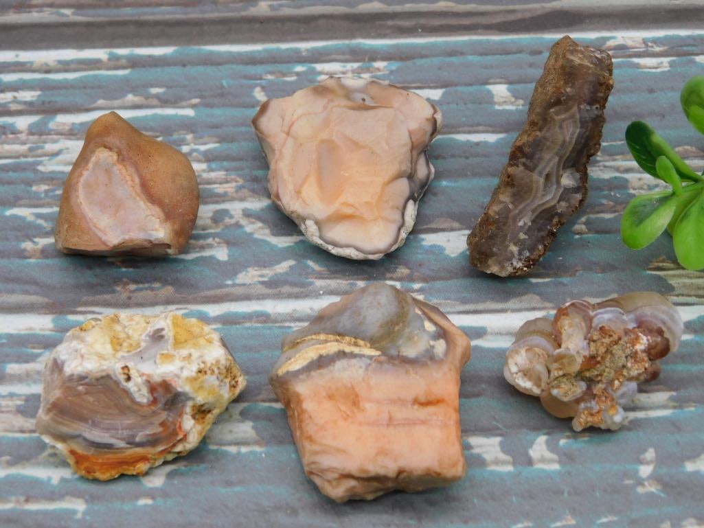 MIXED ROUGH LOT NATURAL CABBING ROUGH LAPIDARY COLLECTOR BUNDLE: This mixed rough lot is a great find for cabbers and rockhounds looking to stock up on natural cutting material. See photos for exact pieces, sizes, and condition.