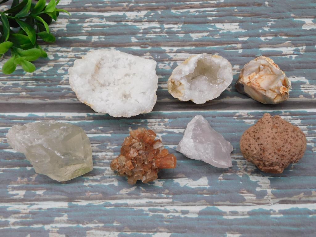 MIXED LOT ROCK STONE LAPIDARY SPECIMEN GRAB BAG OF NATURAL MINERALS FOR COLLECTORS (1 of 2)