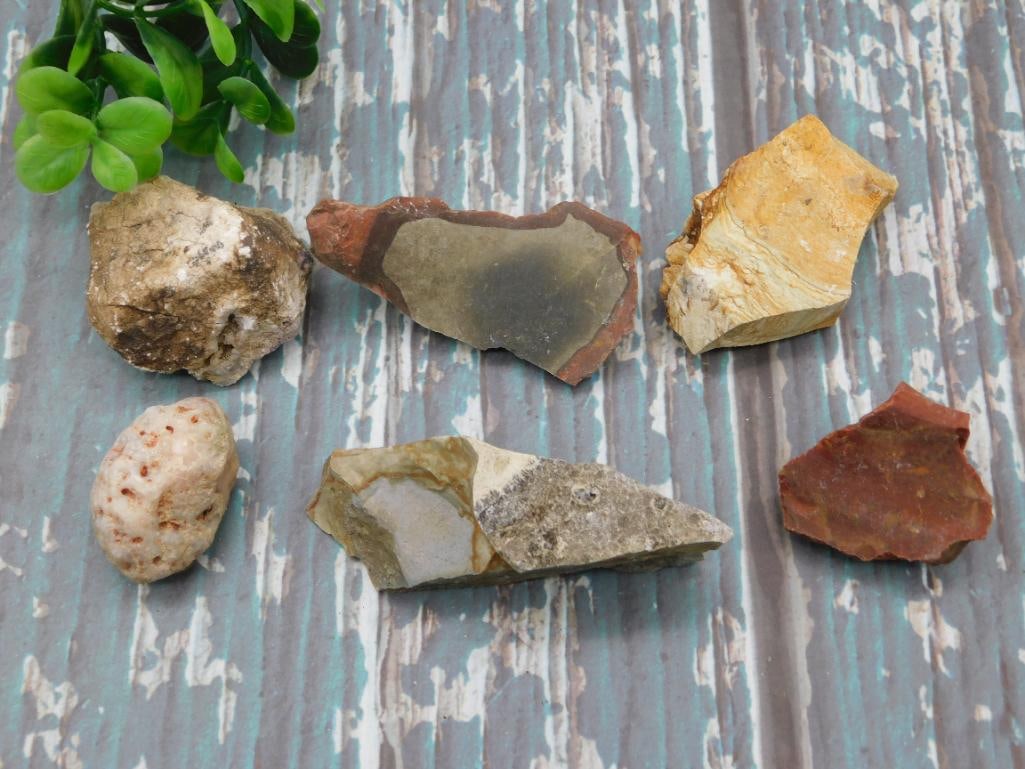 MIXED LOT ROCK STONE LAPIDARY SPECIMEN ASSORTED ROCKS FOR NATURE LOVERS AND STUDENTS: A varied collection of natural rocks and minerals is grouped together in this lot. Ideal for rockhounds, students of earth science, and casual collectors alike. See photos for the exact pieces include