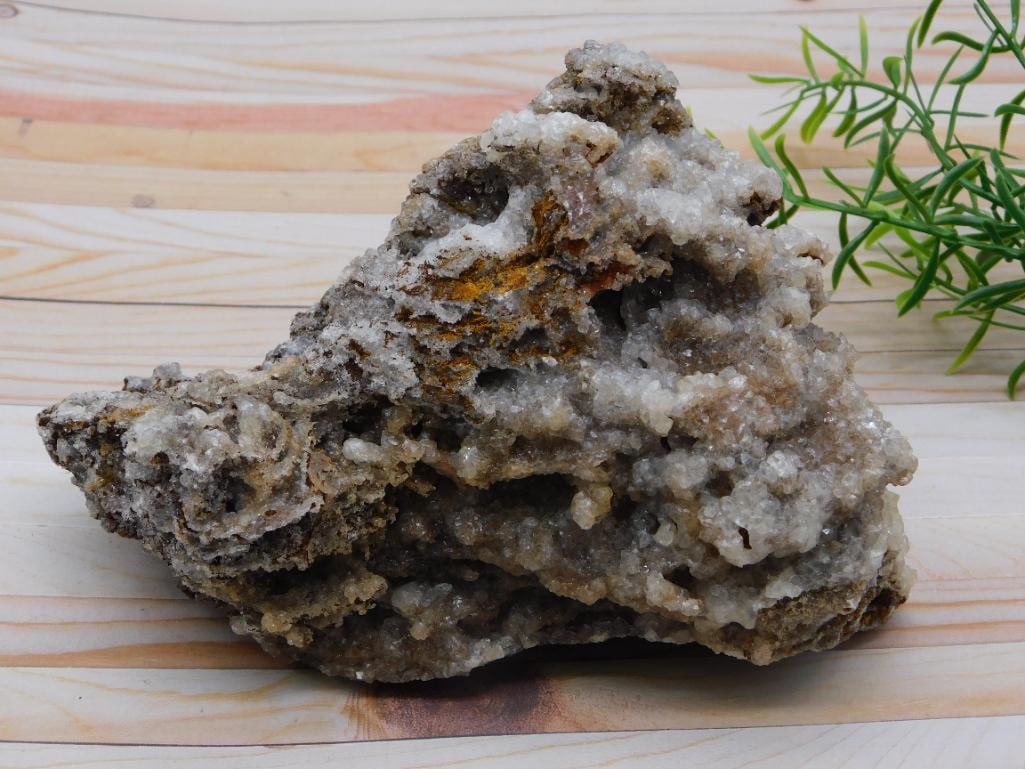 CHALCEDONY NATURAL STONE SPECIMEN FOR COLLECTORS AND CABBING
