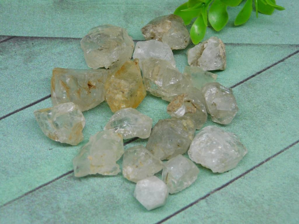HERKIMER DIAMONDS NATURAL QUARTZ CRYSTAL FOR JEWELRY MAKING AND DISPLAY: This Herkimer diamond specimen offers the natural sparkle and clarity collectors seek in these unique quartz crystals. Great for crystal collectors, jewelry makers, or anyone building a mineral displa