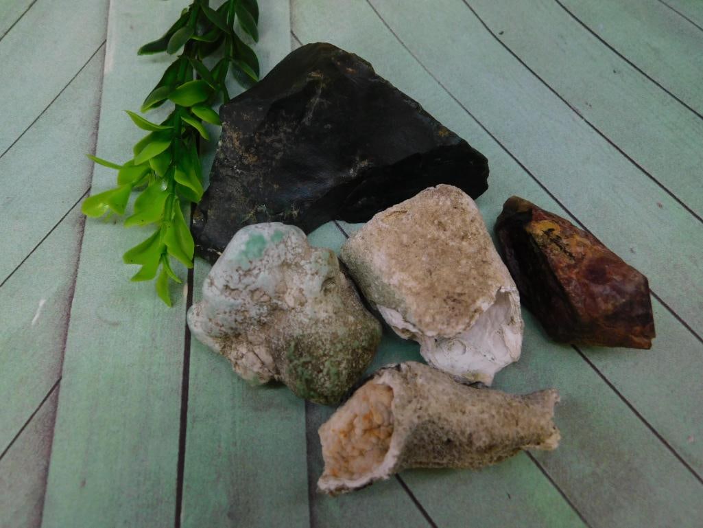 MIXED ROUGH LOT ASSORTED NATURAL ROUGH FOR ROCKHOUNDS AND LAPIDARY USE: This assorted rough lot brings together natural stone material for lapidary projects or display. A nice pick for rockhounds, hobbyist lapidaries, and collectors who enjoy variety in raw material. Refe