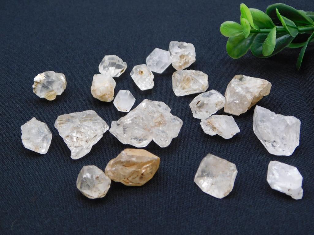 HERKIMER DIAMONDS ROCK STONE LAPIDARY SPECIMEN - NATURAL HERKIMER DIAMOND QUARTZ CRYSTALS FOR (1 of 2)