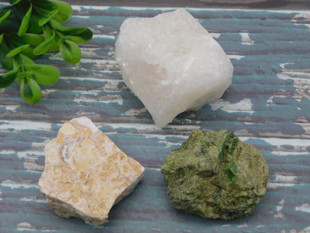 MIXED ROUGH ROCK ROCK STONE LAPIDARY SPECIMEN - ROCKHOUND ROUGH STONE MIX FOR CUTTING & POLISHING