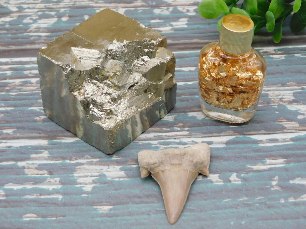 MIXED LOT ROCK STONE LAPIDARY SPECIMEN - COLLECTOR GRADE STONES FOR LAPIDARY & CRAFT USE (1 of 2)