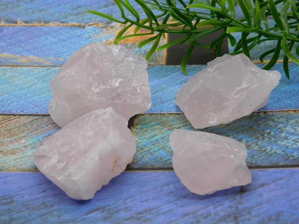 NATURAL ROSE QUARTZ STONE LAPIDARY SPECIMEN FOR COLLECTORS AND CRYSTAL HEALING DISPLAY