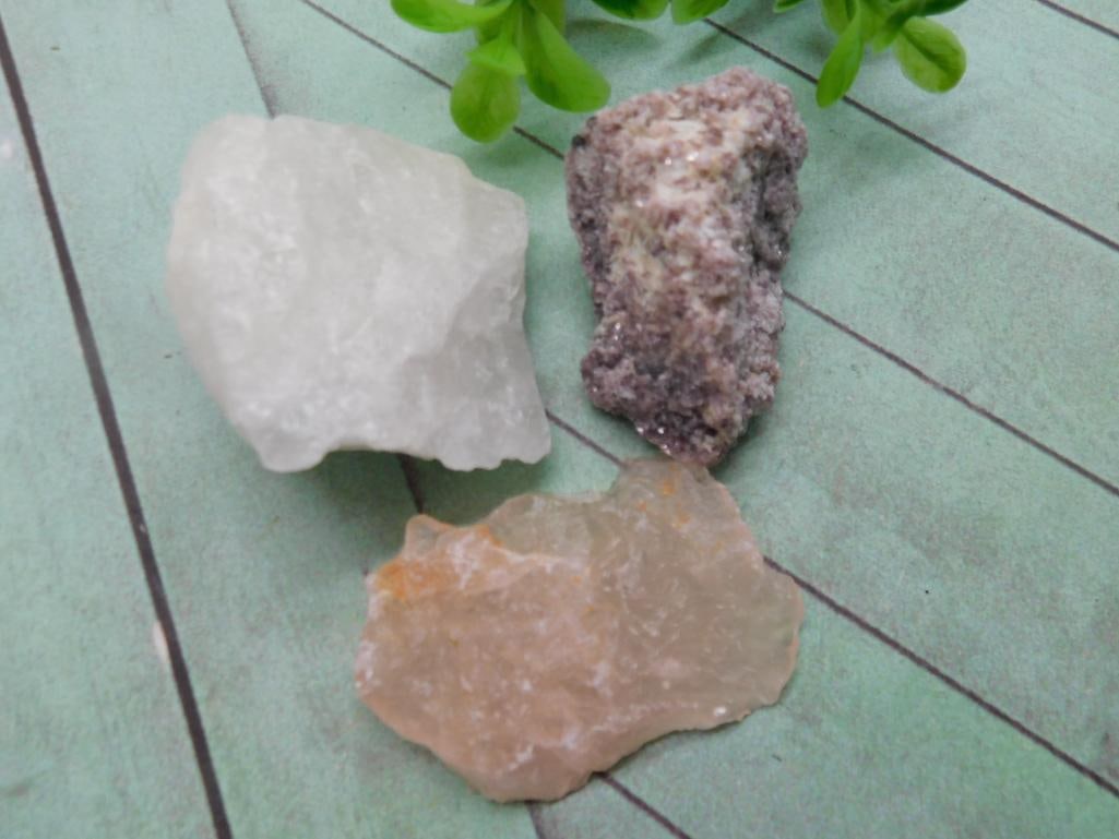 ASSORTED ROUGH ROCK STONE LAPIDARY SPECIMEN LOT FOR LAPIDARY AND CABBING PROJECTS (1 of 3)