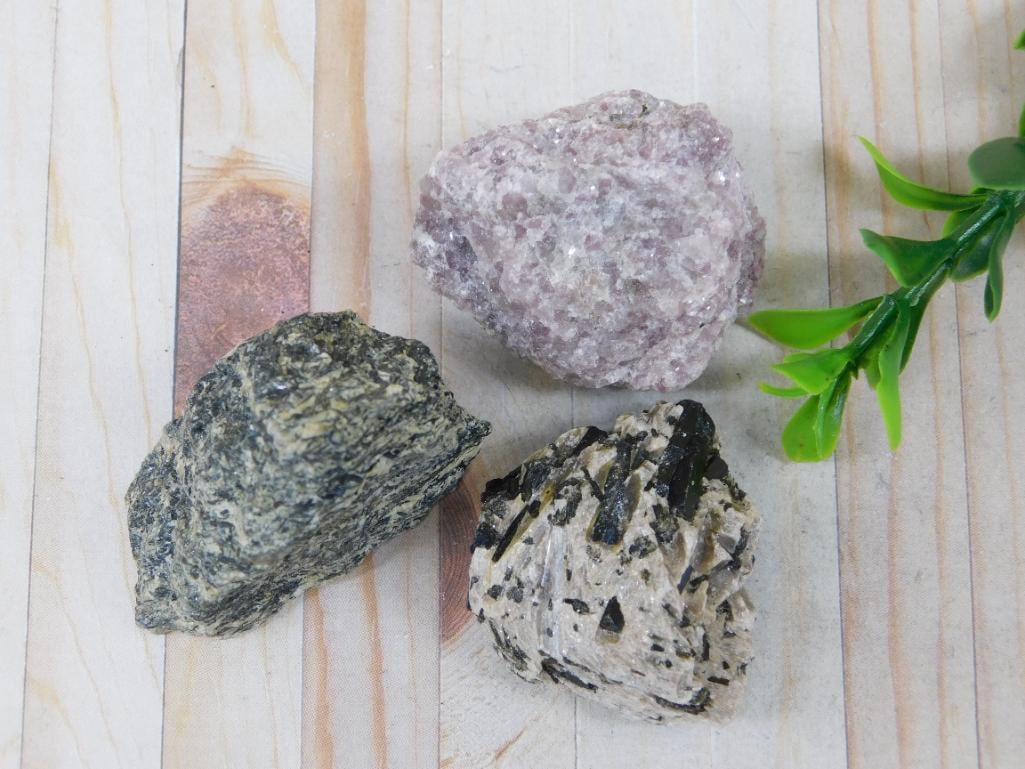 NATURAL ROUGH ROCK MIXED LOT STONE LAPIDARY SPECIMEN FOR CABBING AND TUMBLING