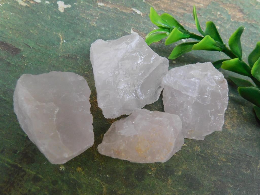 ROSE QUARTZ NATURAL STONE LAPIDARY SPECIMEN COLLECTIBLE PINK CRYSTAL DISPLAY PIECE