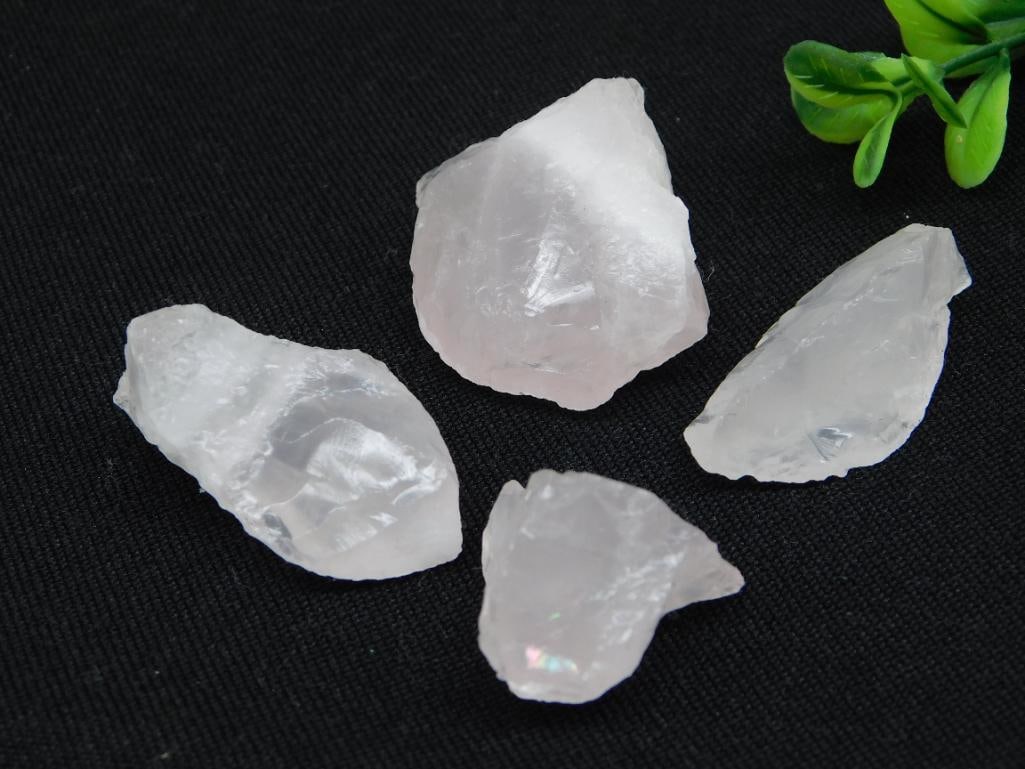RAW ROSE QUARTZ ROCK STONE LAPIDARY SPECIMEN FOR CRYSTAL COLLECTORS AND JEWELRY MAKING