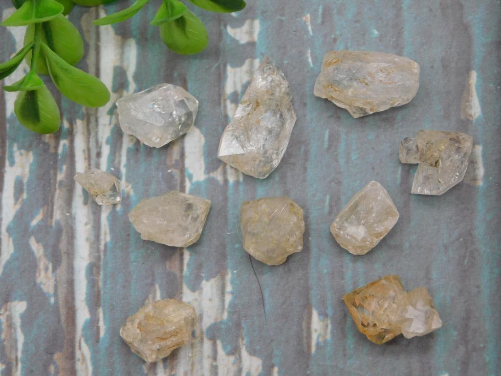 HERKIMER DIAMOND ROCK STONE LAPIDARY SPECIMEN - NATURAL DOUBLE TERMINATED QUARTZ CRYSTAL: This Herkimer diamond specimen features the naturally double-terminated quartz crystal form collectors prize for its clarity and sparkle. It's a favorite among mineral collectors and healing crystal e