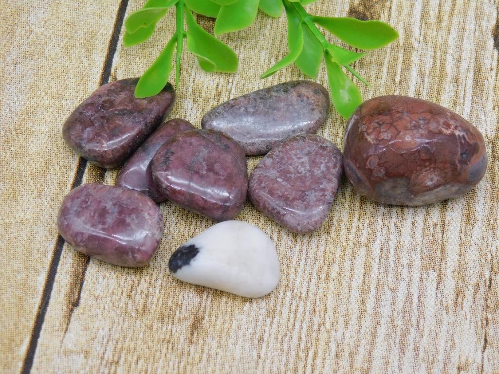 ROCK STONE LAPIDARY SPECIMEN NATURAL MINERAL FOR COLLECTORS AND DISPLAY (1 of 2)