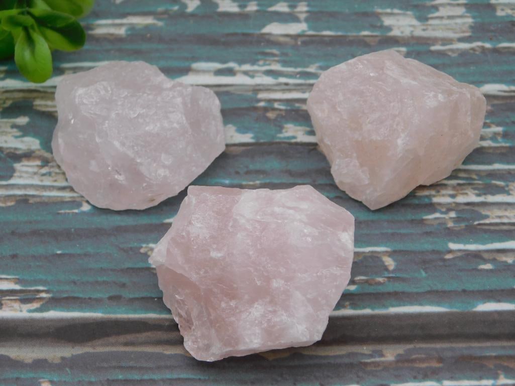 ROSE QUARTZ ROCK STONE LAPIDARY SPECIMEN - NATURAL PINK HEALING CRYSTAL FOR COLLECTORS