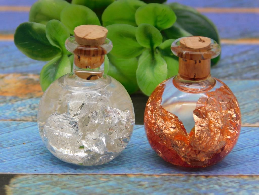 SILVER AND COPPER FLAKES IN BOTTLES ROCK STONE LAPIDARY SPECIMEN - NATURAL MINERAL COLLECTOR DISPLAY