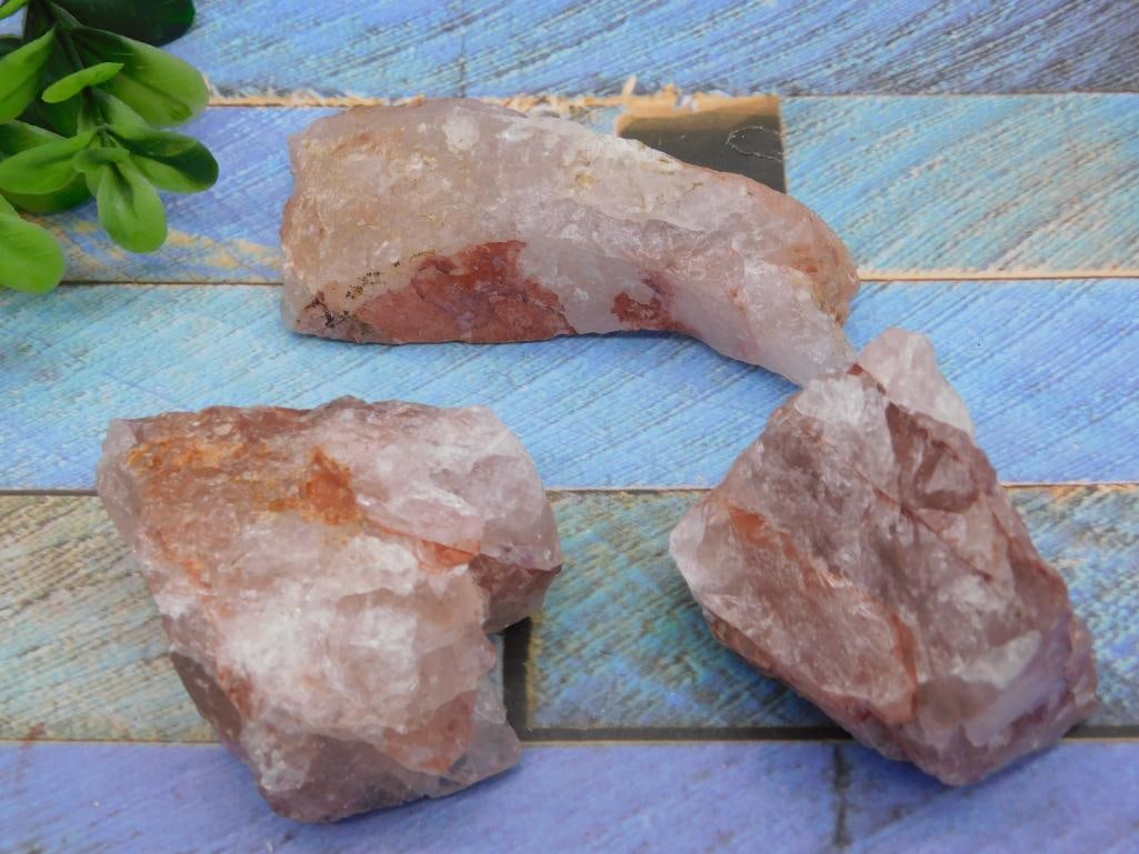 STRAWBERRY QUARTZ ROCK STONE LAPIDARY SPECIMEN: STRAWBERRY QUARTZ ROCK STONE LAPIDARY SPECIMEN