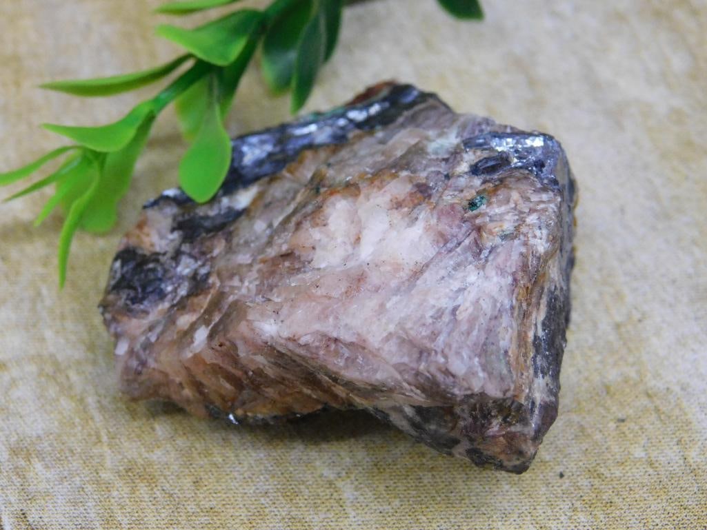 ROCK STONE LAPIDARY SPECIMEN - 2
