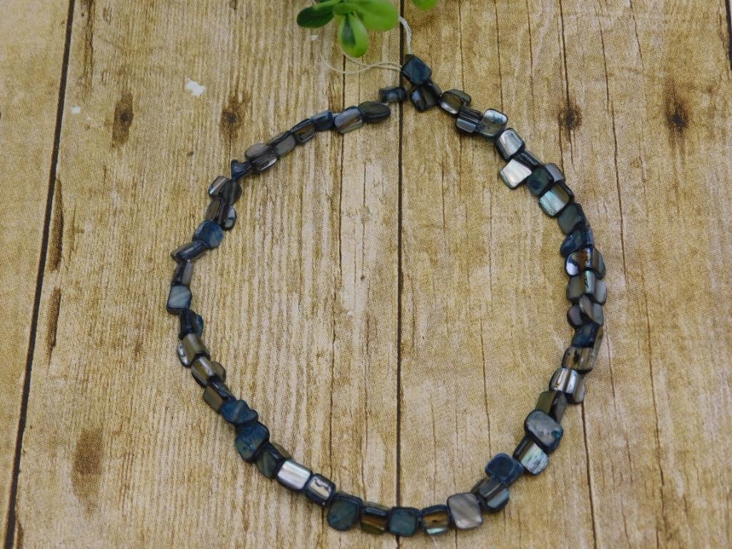 SHELL BEADS ROCK STONE LAPIDARY SPECIMEN - 2