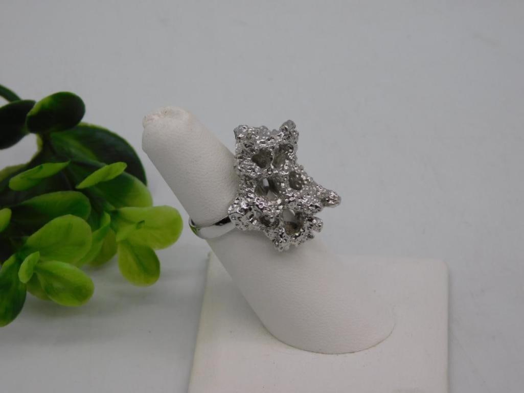 HAMMERED SILVER TONE RING - 2