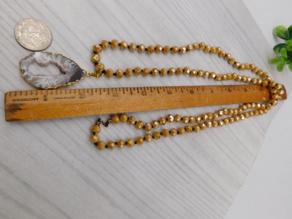 Agate Slice Pendant Beaded Necklace - 2