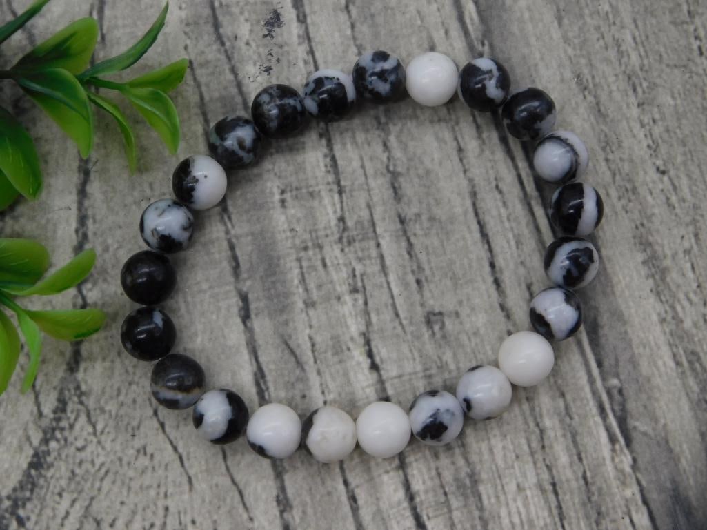 Black and White Jasper Bead Bracelet: Round bead black and white patterned jasper stretch bracelet.