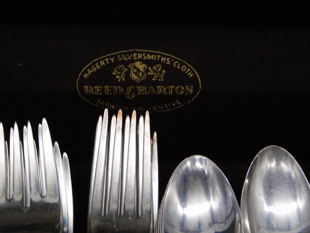 REED AND BARTON FLATWARE COMPLETE SET - 5