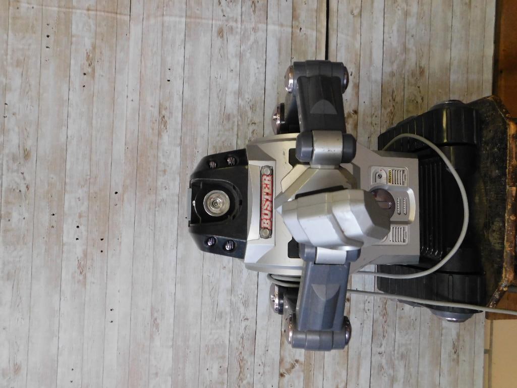 Toy: Buster EZ-Tec Remote Control Robot (1 of 7)