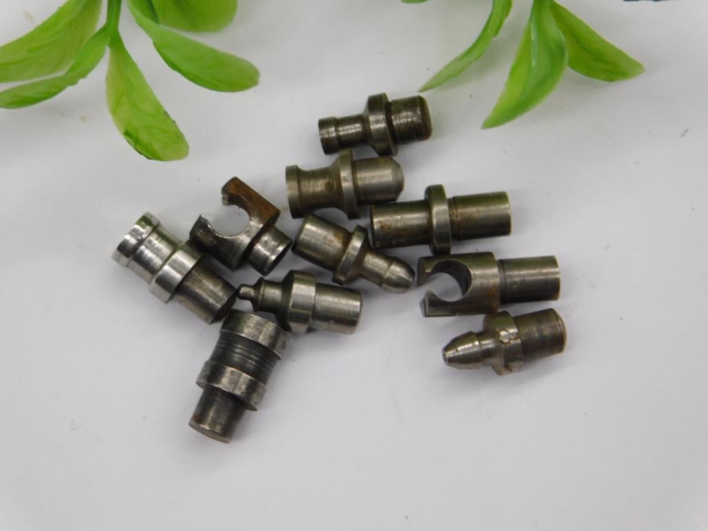 VINTAGE WATCHMAKER WATCHMAKING STUMP TOOLS 3145: Includes a mix of metal stump tools of varying shapes and sizes. Suitable for industrial applications or watchmaking projects requiring precision components. Made from durable metal materials for long