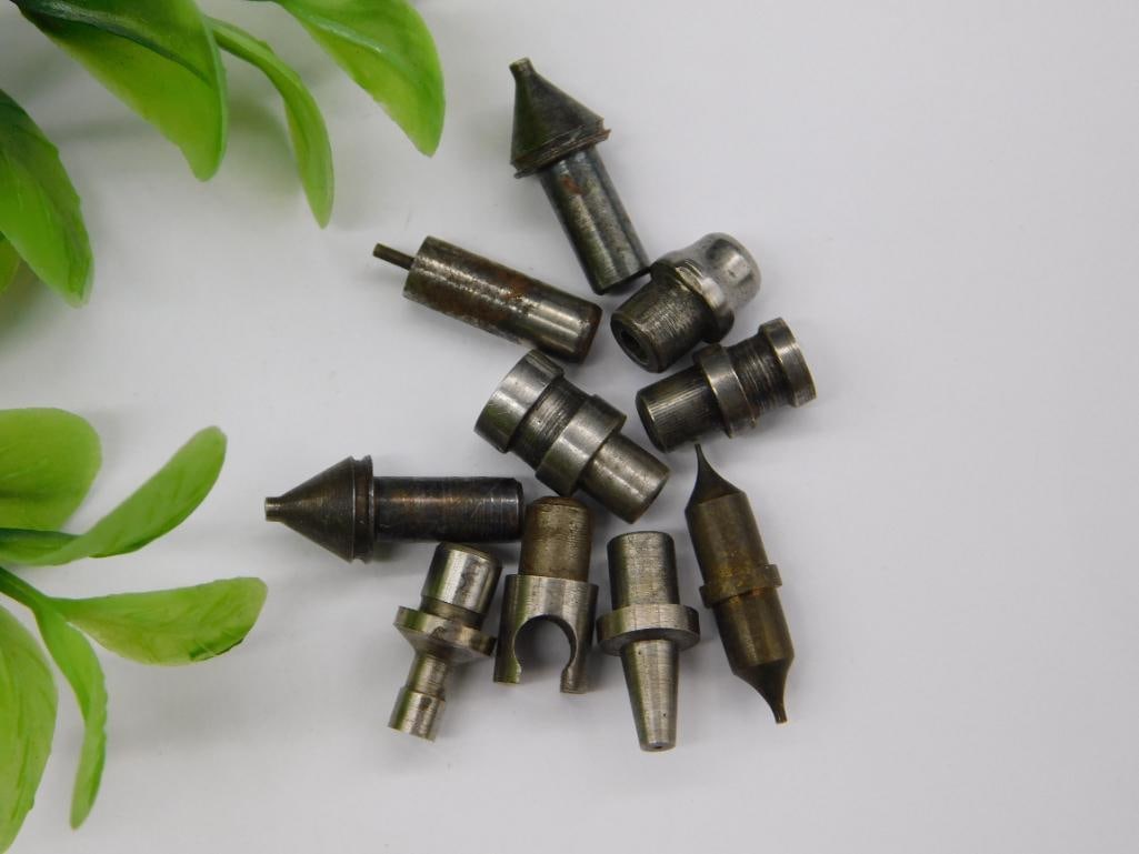 VINTAGE WATCHMAKER WATCHMAKING STUMP TOOLS 3155: Includes a mix of metal stump tools of varying shapes and sizes. Suitable for industrial applications or watchmaking projects requiring precision components. Made from durable metal materials for