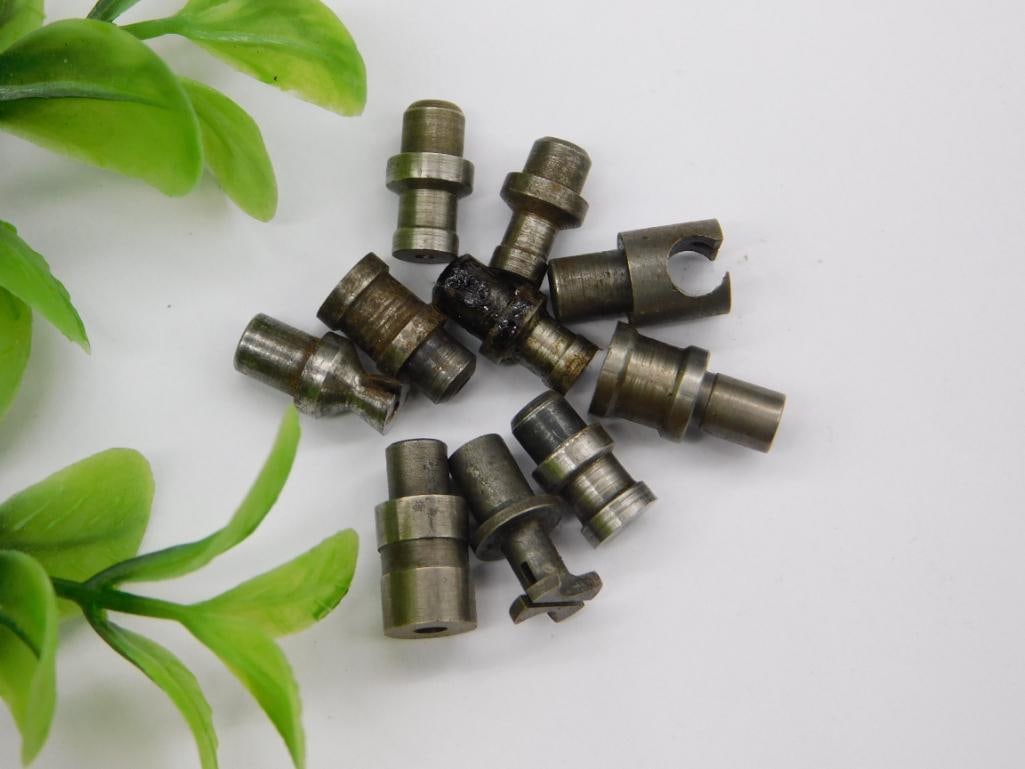 VINTAGE WATCHMAKER WATCHMAKING STUMP TOOLS 3185: Includes a mix of metal stump tools of varying shapes and sizes. Suitable for industrial applications or watchmaking projects requiring precision components. Made from durable metal materials for long