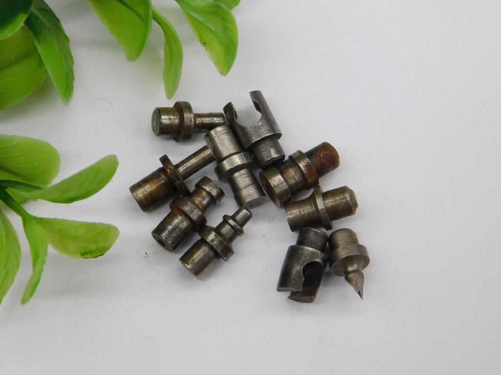VINTAGE WATCHMAKER WATCHMAKING STUMP TOOLS 3186: Includes a mix of metal stump tools of varying shapes and sizes. Suitable for industrial applications or watchmaking projects requiring precision components. Made from durable metal materials for